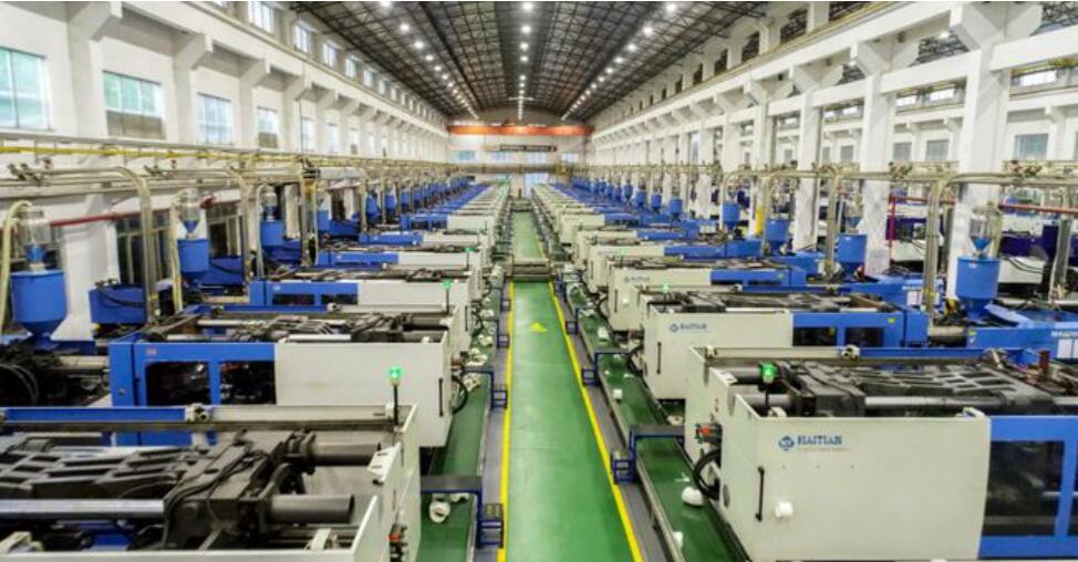破浪前行，中國聯(lián)塑穩(wěn)抓新機(jī)遇加速搶灘新基建市場(chǎng)
